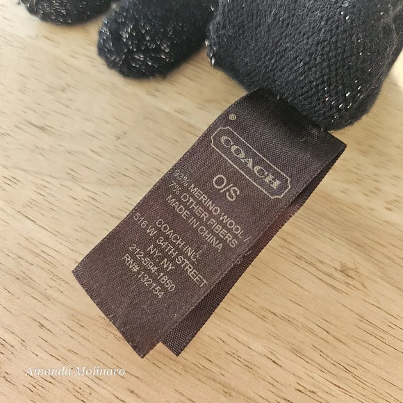 COACH Signature Logo Knit Gloves | OS - Picture 5 of 8